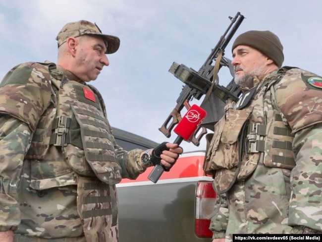 Юрій Авдєєв (ліворуч)
