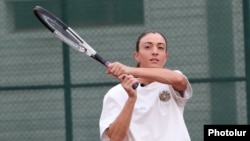 Armenia-Tennis player Elina Avanesyan holds a masterclass with the children of the Incourt Tennis Club of Yerevan, Armenia, September 16, 2024.