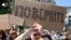 Акция в Киеве в поддержку уволенного министра обороны Украины Михаила Федорова 