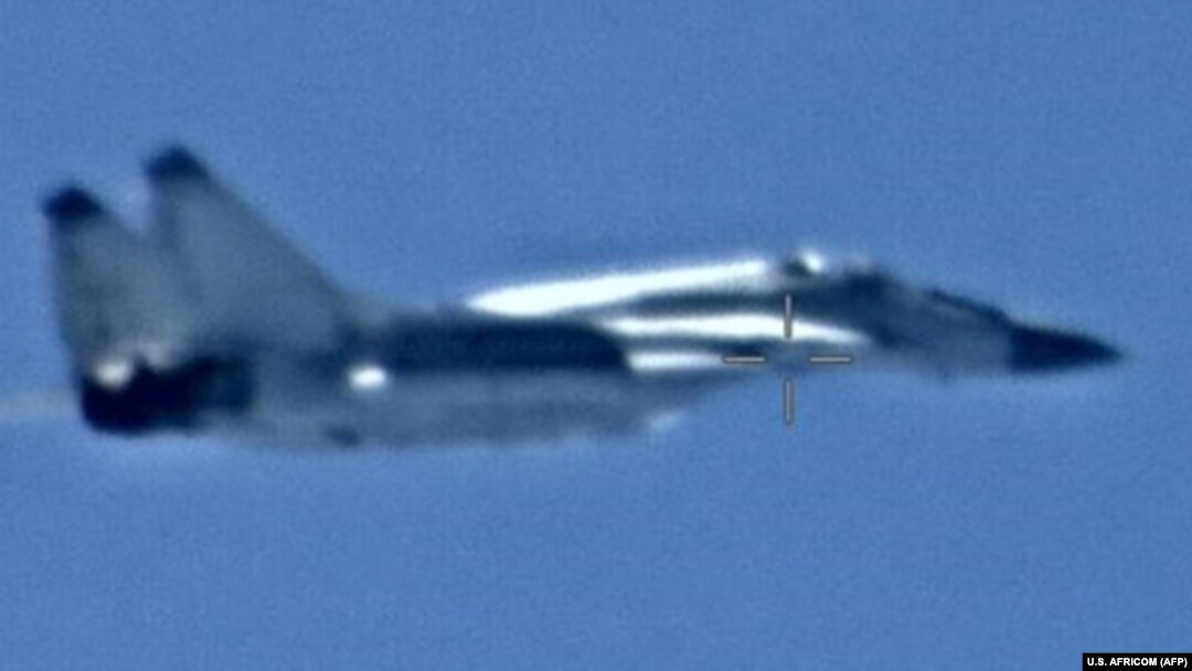 Imagine publicată de AFRICOM care atestă trimiterea de Rusia a avioane de luptă în Libia