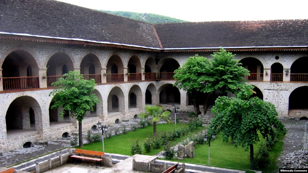 Şəki Karvansarası