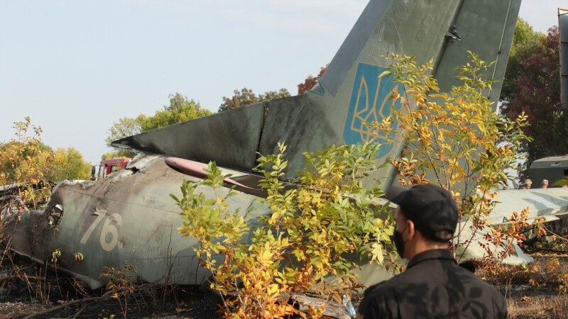 Се урна воен авион во Мјанмар, загинаа 12 лица