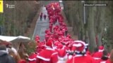 Ýewropada Santa Klauslaryň parady başlandy