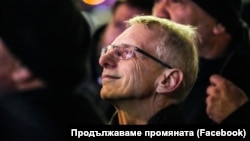 Бившият премиер от ПП-ДБ Николай Денков по време на многохилядния протест срещу Бюджет 2026 в понеделник, 1 декември 2025 г.