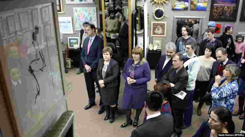 Moldova - at Moldeco ceremony books RFE, Chisinau