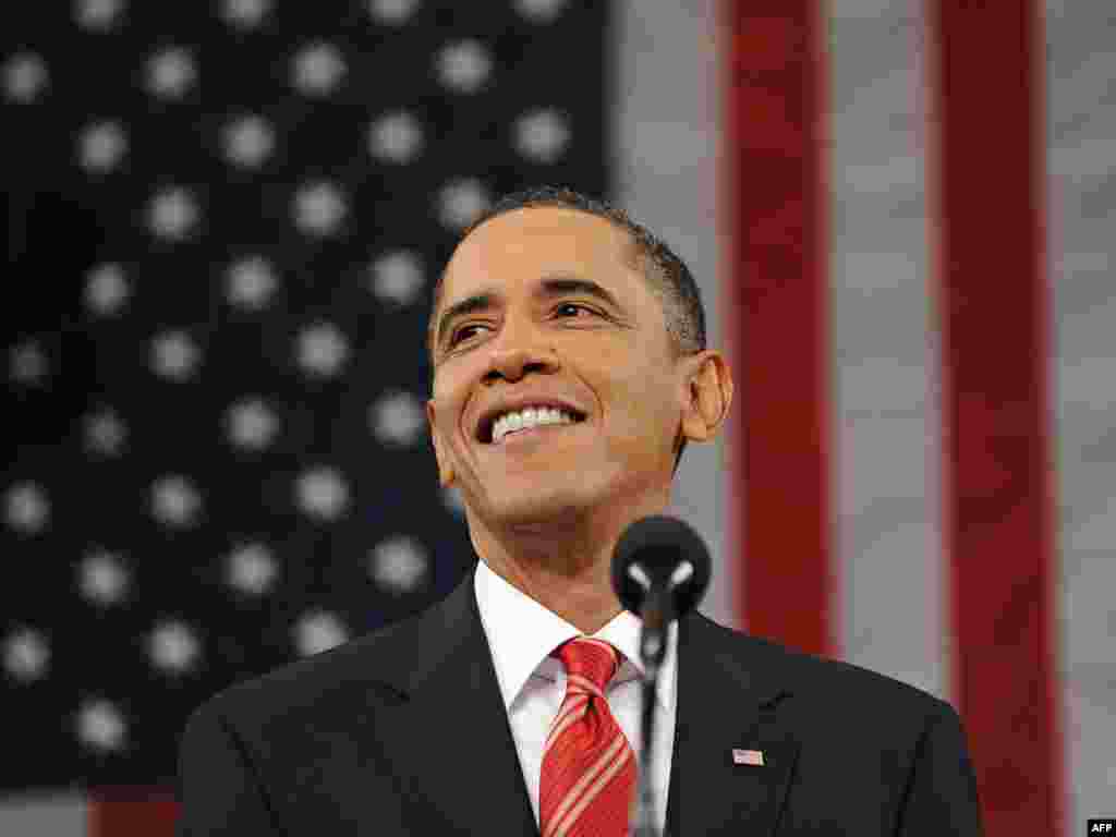 Президент США выступил с докладом о положении в стране 