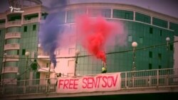 Акція Pussy Riot на підтримку Олега Сенцова в Росії (відео)