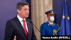  "Sve dok nema predloga i alternative, važi prethodno postignut dogovor", podvukao je Pahor. 