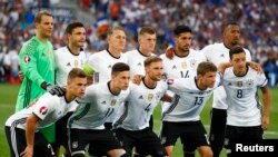 ارشیف؛ د جرمني فوټبال لوبډله