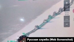 Кадр з відео безпілотника, знятого 5 січня поблизу Бердина на Курщині. Ймовірно, відео фіксує пересування колони української військової техніки. 