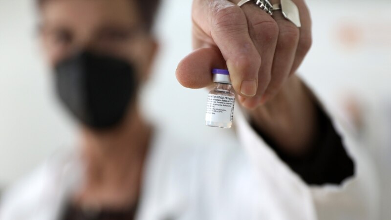 Дагестан остался единственным регионом страны с менее 10% вакцинировавшихся