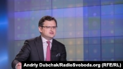 «Ми всі знаємо, що ключ від врегулювання конфлікту – в Москві», – заявив глава МЗС Дмитро Кулеба