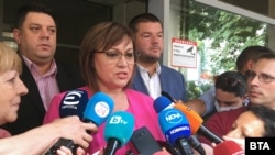 Председателката на БСП Корнелия Нинова след заседанието на Националния съвет на партията в сряда