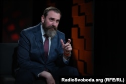 «Ми маємо сьогодні понад 350 000 реєстрацій. Близько 250 000 – це ті, хто закінчив заклади освіти в цьому році. Зростає кількість тих, хто записується на НМТ» – Оксен Лісовий
