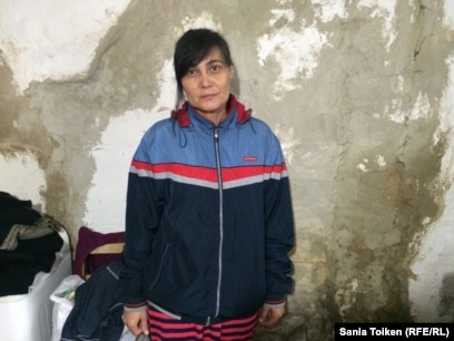 Ауылдың əйелдері қалай жынданып жүр Ауылдың əйелдері қалай жынданып жүр