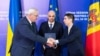 Secretarul General al CoE, Alain Berset, și ministrul moldovean de Externe, Mihai Popșoi, transmit omologului ucrainean, Andrii Sibiha, rezoluția de creare a Comitetului de Management al Tribunalului special pentru crima de agresiune împotriva Ucrainei, Chișinău, 15 mai 2026