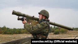 Вайсковыя вучэньні, ілюстрацыйнае фота 