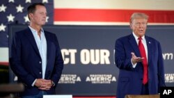 Ռիչարդ Գրենելն ու Դոնալդ Թրամփը քարոզարշավի ժամանակ, 23-ը սեպտեմբերի, 2024թ․