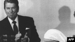 Рональд Рейган и мать Тереза, 20 июня 1985 г