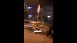 Iranda qarnından yaralanmış etirazçı