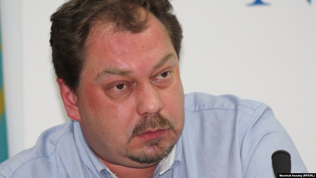 Algha Deputy Chairman Mikhail Sizov says he received the court decision suspending his party on November 24.