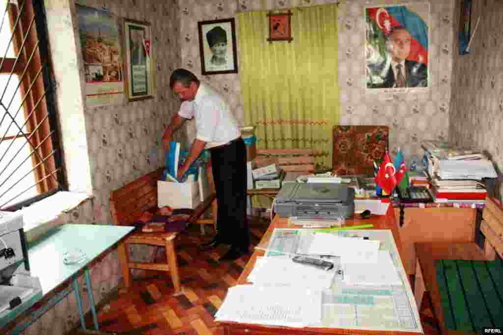 Sürgündə yaşayanlar #23