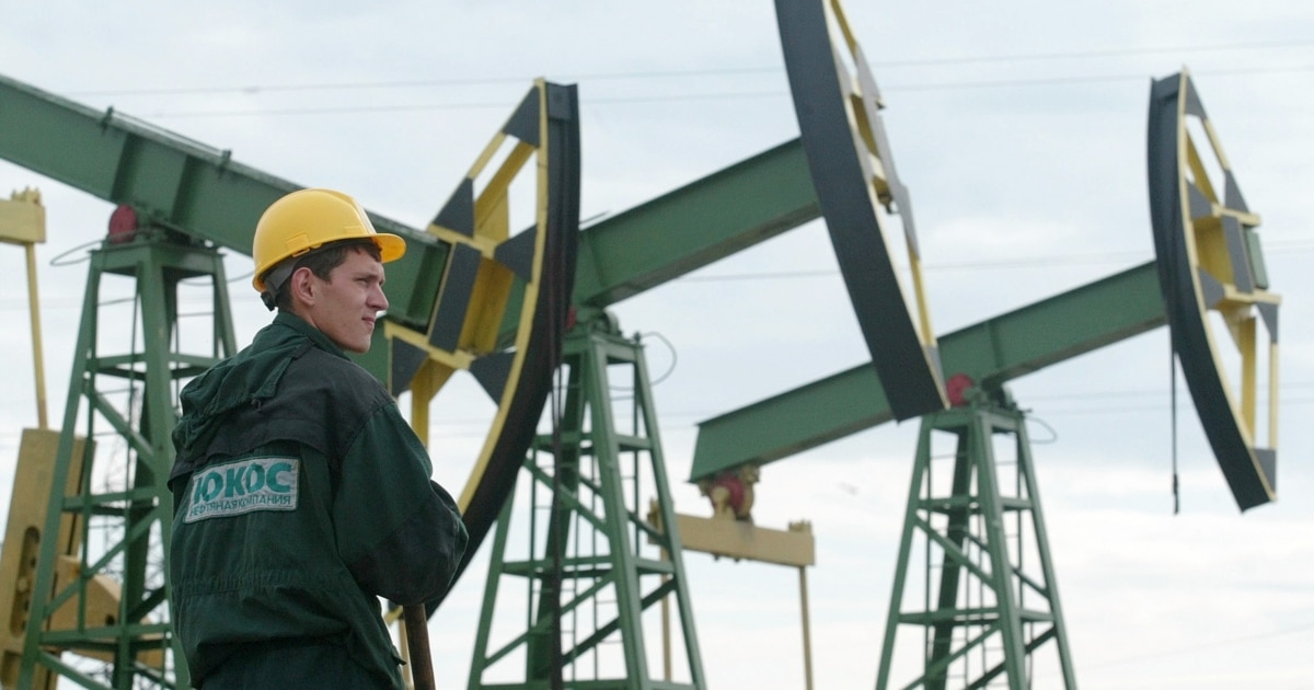 OPEC, Russia Agree To Extend Oil Output Cuts Into 2020