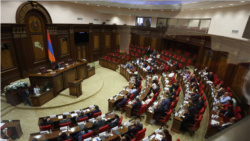 Ումի՞ց և ի՞նչ «ազդակներ» է ստացել Հաջիևը. ընդդիմությունն աշնանը «ծանր զարգացումներ է սպասում»  