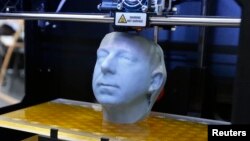 3D принтердан чыгарылган кеше башы сыны