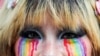 A bangkoki Pride egyik résztvevője június 1-én