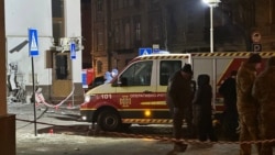 Вночі 22 лютого 2026 року у Львові відбувся теракт. Загинула одна поліцейська і 25 людей, більшість правоохоронців, поранені. Троє з них - у критичному стані