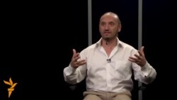 Anatol Durbală: "În teatru este exact ca în societate, rămânem în urmă îngrozitor"