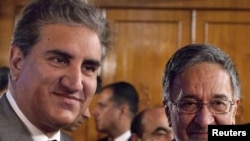 Министры иностранных дел Пакистана и Афганистана Шах Мехмуд Куреши и Залмай Расул