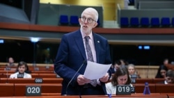 Стюарт Диксон