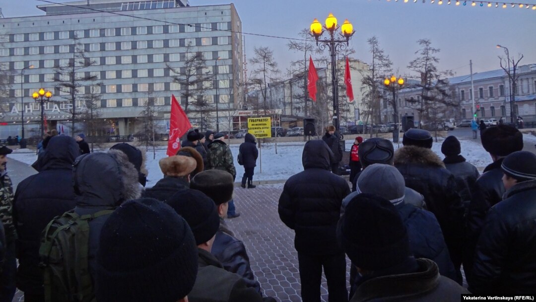 Митинг в Иркутске против роста цен на топливо