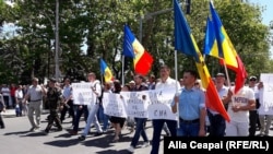 Protest la Chisinau împotriva schimbării sistemului electoral