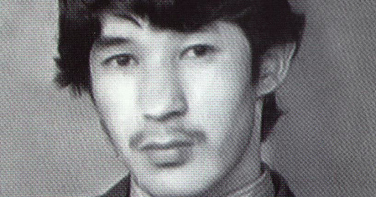 Жалаңаш қыз сипаттамамен сиқырды сорады