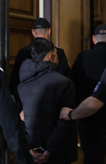 Софийският градски съд СГС остави в ареста 15 годишното момче задържано