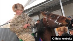 Kyrgyz Prime Minister Omurbek Babanov is well-known for being an enthusiastic horseman.