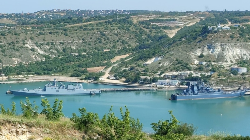 On Agenda For US Envoy Talks With Putin, A Major US Policy Shift On Crimea