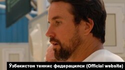 Намангандаги яшаш шароитларидан норози бўлган Патрик Рафтер теннис корти ва турнирнинг ўзи яхши ташкил қилинганини эътироф этди.
