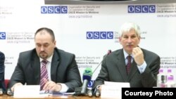 Philip Remler (OSCE) și Valeriu Zubco, Procurorul General (Foto:Ecaterina Leuca)