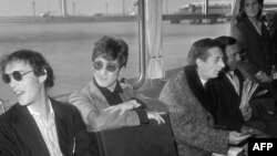 John Lennon. Shtator, 1966.