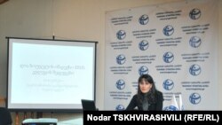 ანალიტიკოსი მარიამ ხოტენაშვილი პრესკონფერენციაზე