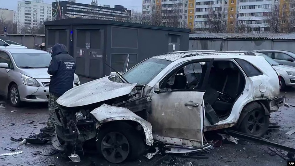 Дар таркиши мошин дар Маскав як генерали рус кушта шудааст