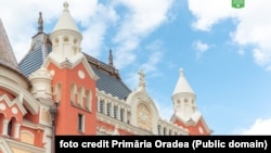 După ce a ars complet acoperișul Palatului Episcopal Greco-Catolic în urmă cu doi ani, Primăria din Oradea a restaurat fațada, așa cum arată în imagine