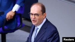 الکساندر دوبریندت وزیر امور داخلۀ جرمنی