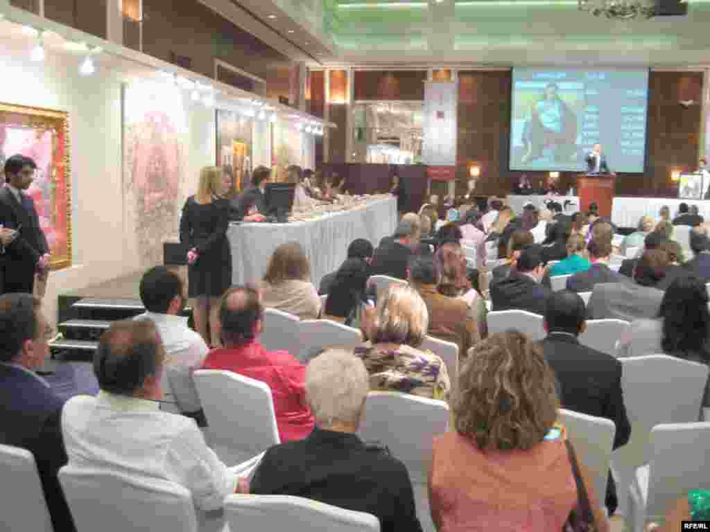 حراج کریستی در دبی