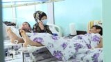 «Он в шоковом состоянии»: кыргызстанца задержали в Алматы и жестоко избили в полиции, сломав ребра и обе ноги