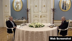 Казакстандын мурдагы президенти Нурсултан Назарбаев менен Орусиянын лидери Владимир Путиндин Кремлдеги жолугушуусу. 2025-жыл. 